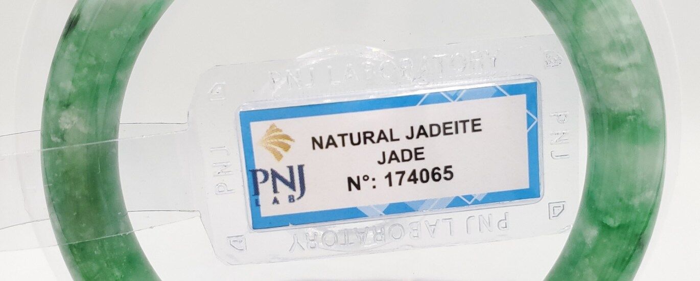 Bangle with PNJ Certificate: Real Jade or Fake Jade?