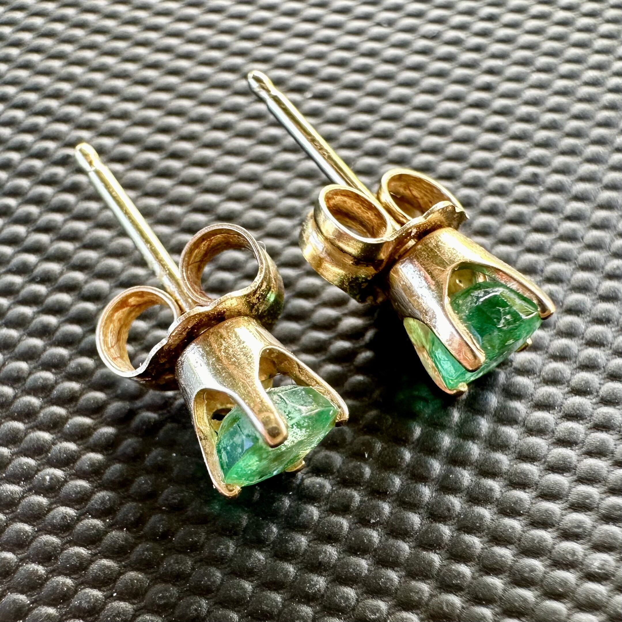 14k Emerald Stud Earrings - Image 4
