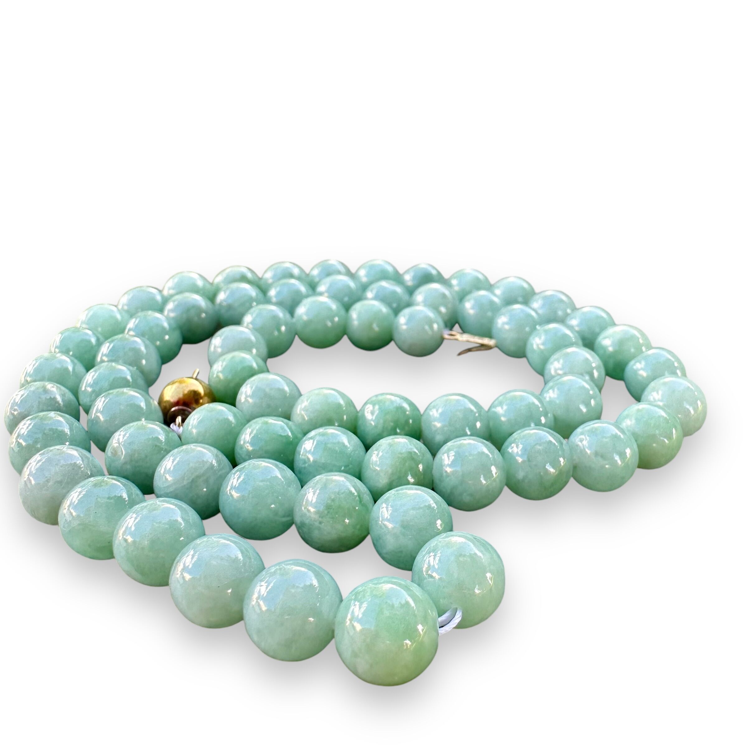 Light Green Jade Beaded Necklace with 14K Yellow Gold Claps - Image 12
