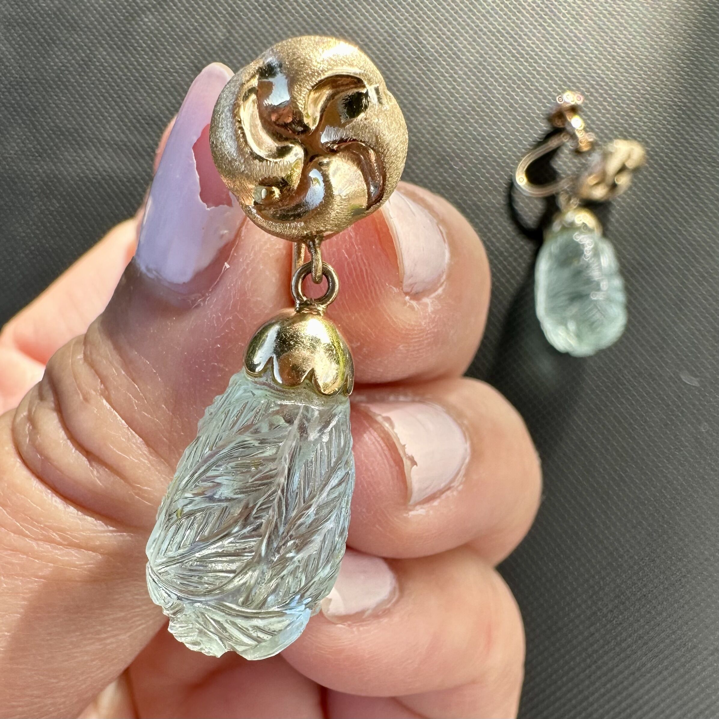 14K Botanical Leaves Carved Blue Topaz Swirl Yellow Gold Screw Back Earrings - Image 6