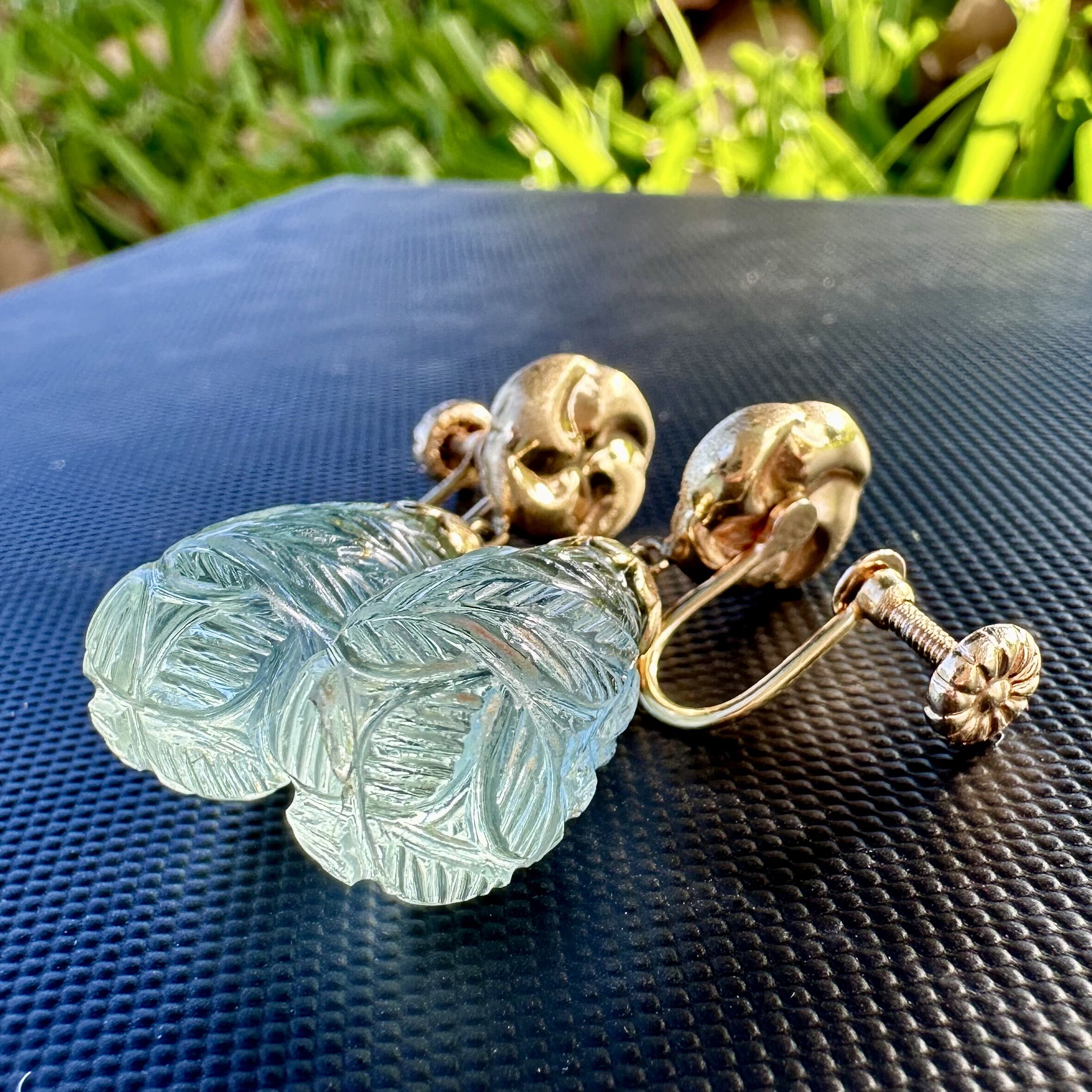 14K Botanical Leaves Carved Blue Topaz Swirl Yellow Gold Screw Back Earrings - Image 3