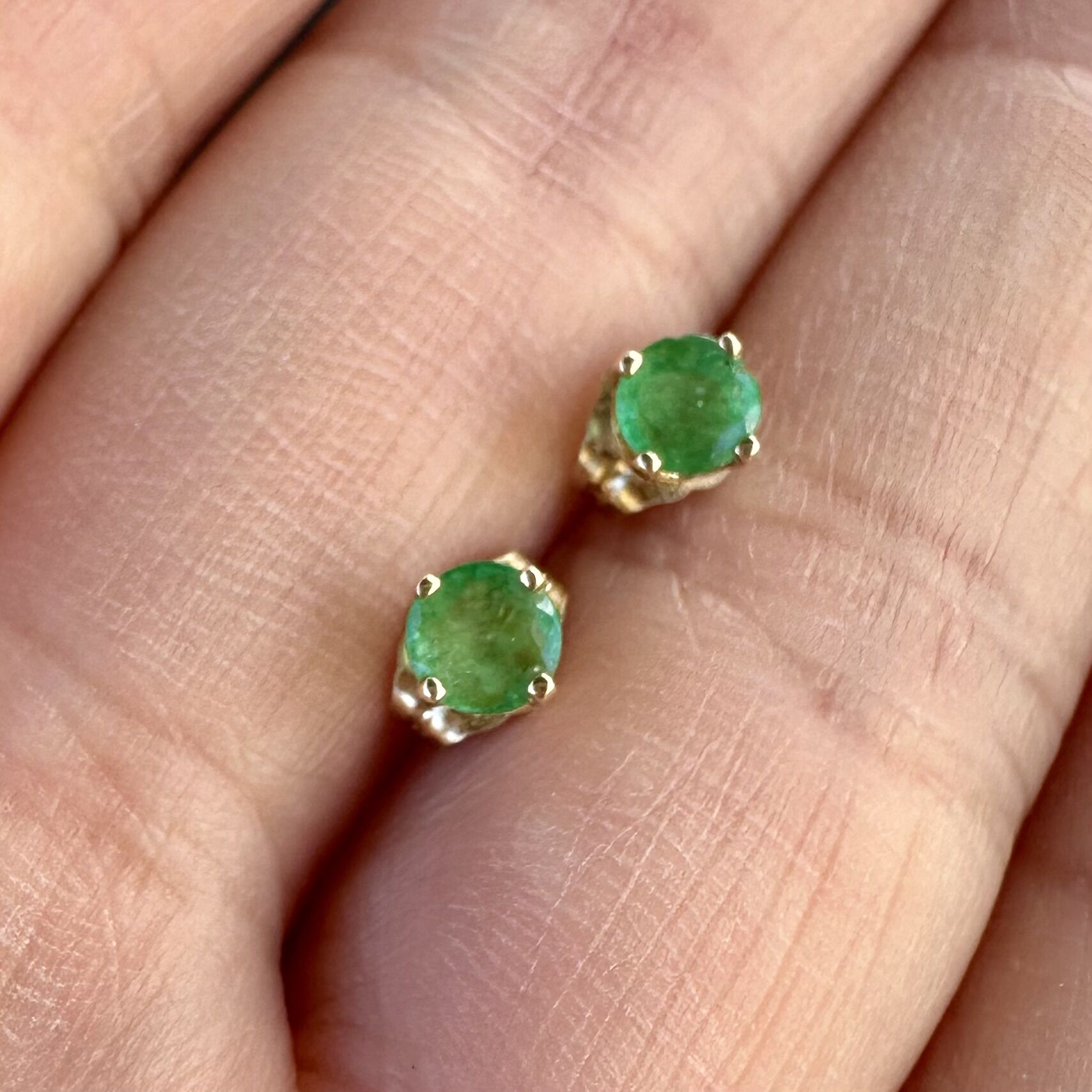 14k Emerald Stud Earrings - Image 3