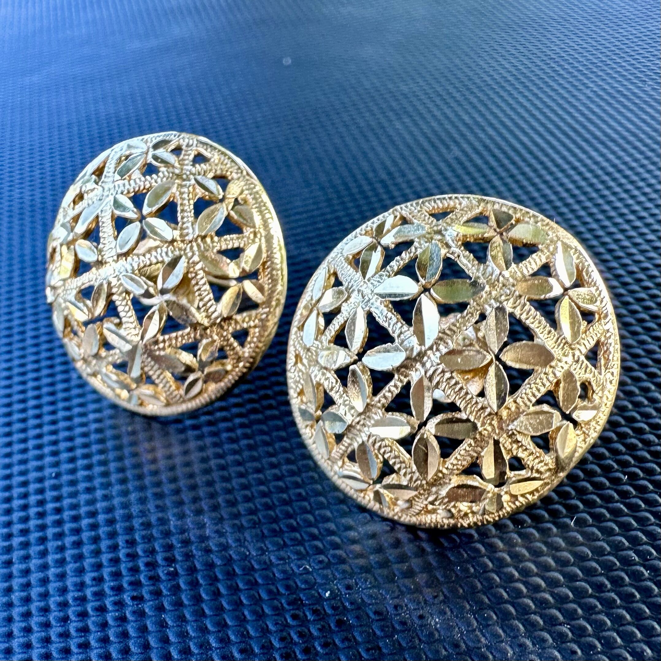 14K Yellow Gold Bright Cut Dome Shape Earrings | 4.27 Grams | Elegant Jewelry - Image 4