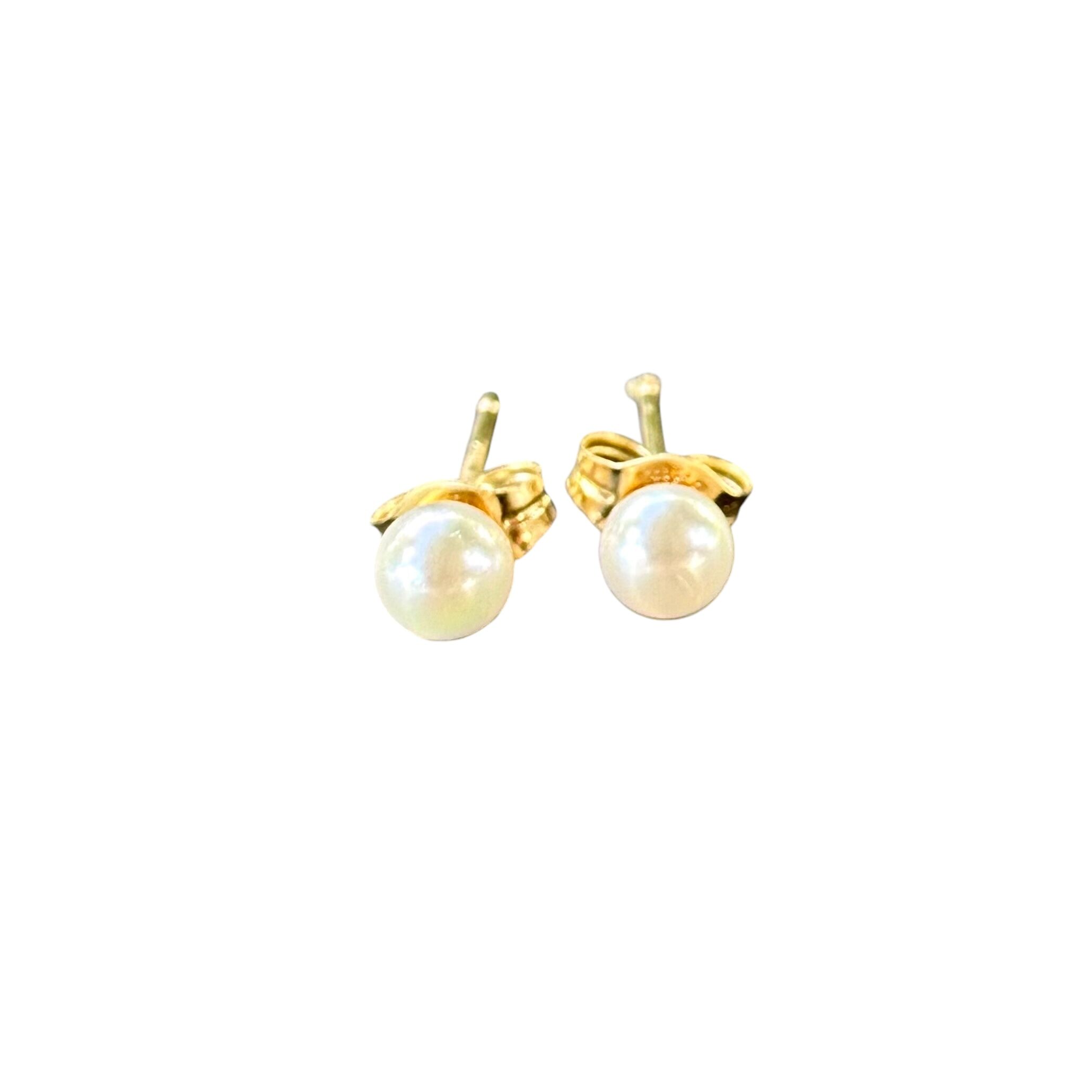 Vintage 14K Yellow Gold Tiny Pearl Stud Earrings | Elegant Everyday Jewelry | 0.36g - Image 7
