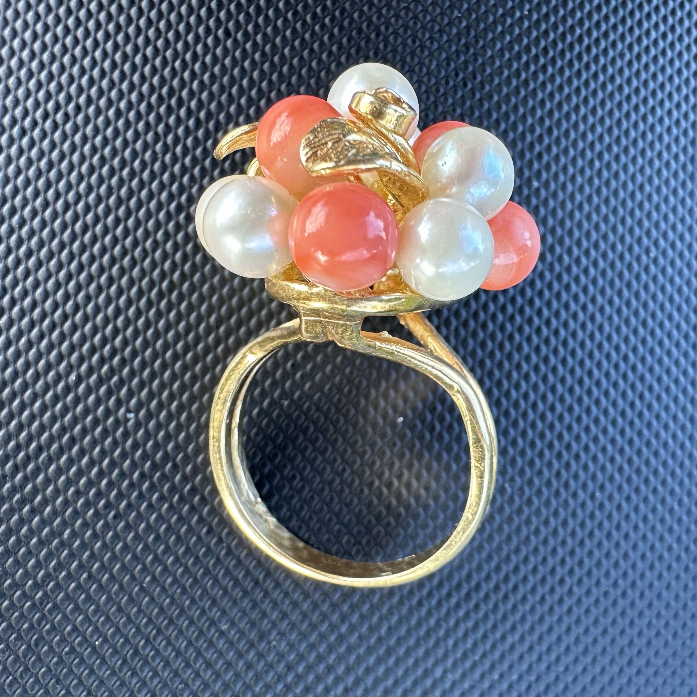 RARE Ming’s of Hawaii 14K Coral and Pearl Cluster Statement Ring (size 6) - Image 8