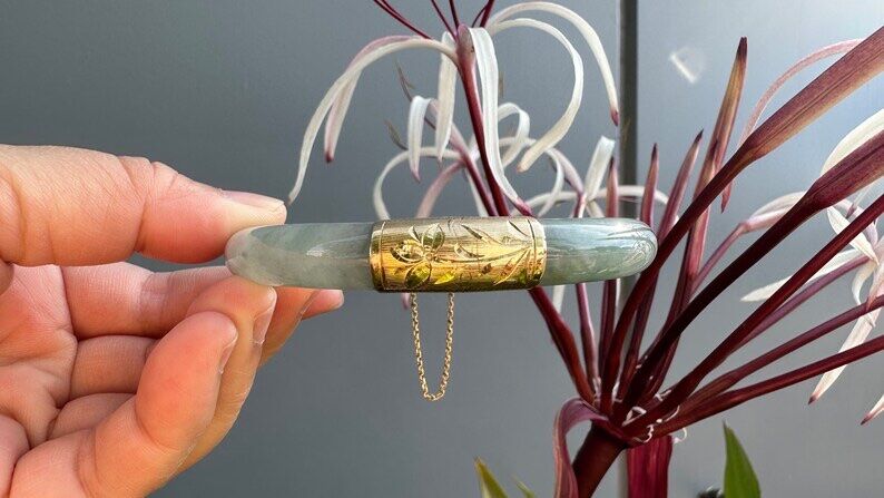 60.5 mm 14K Yellow Gold Hinged Bangle | Translucent Blushish Green Jade - Image 9