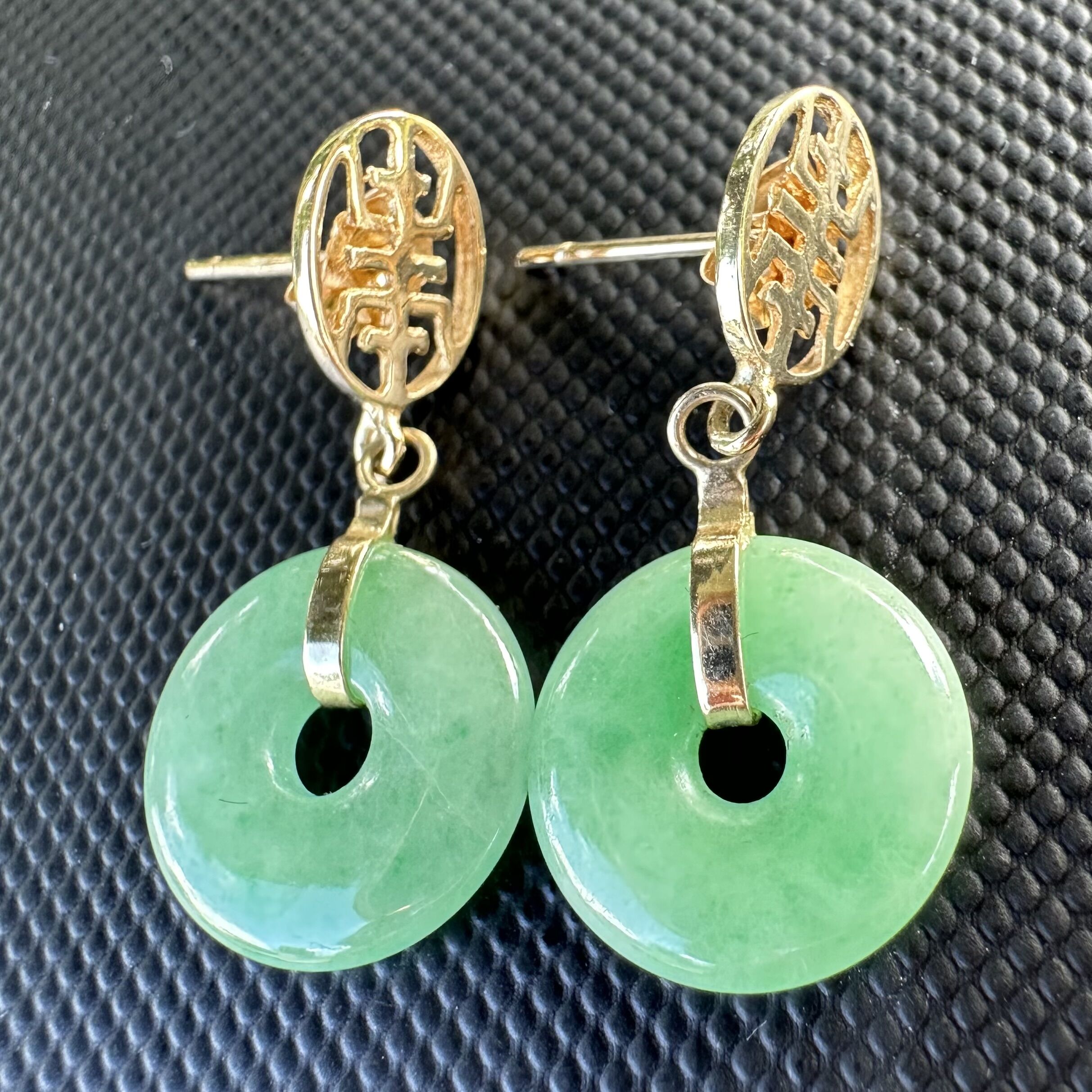 14K Yellow Gold Jade Disc Earrings | Apple Green Jade