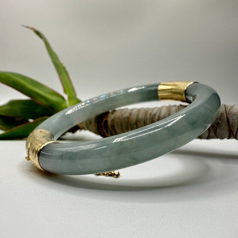 60.5 mm 14K Yellow Gold Hinged Bangle | Translucent Blushish Green Jade - Image 5